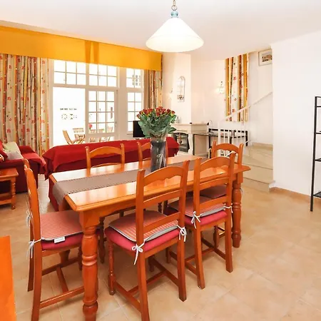 Vila Sao Rafael Townhouse By Ocvillas